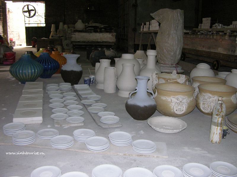 BatTrang ceramics village